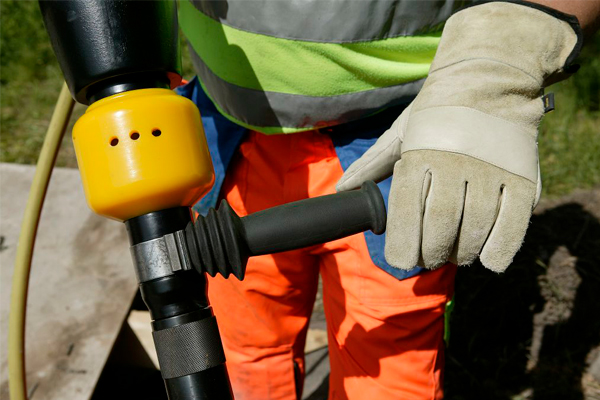 Какой компрессор нужен для отбойного молотка?